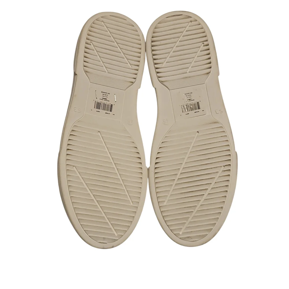 Valentino White Sneakers w/Black Accents - Picture 6 of 7